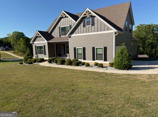 14 Shadybrook Path, Newnan, GA 30263