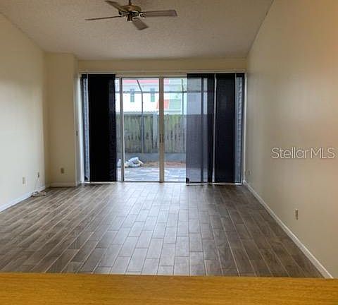5th image of 16108 Rambling Vine Dr E