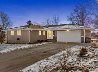 1209 Ashley Dr, Iowa City, IA 52246