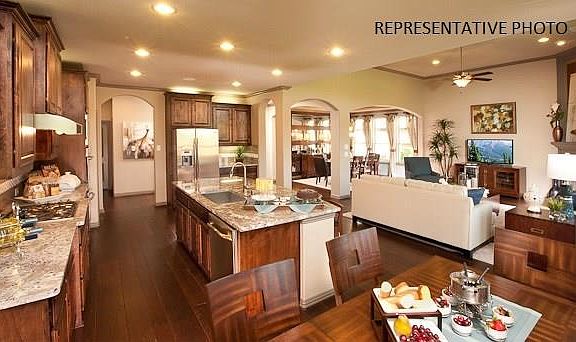 2nd image of 16284 Moss Haven Ln