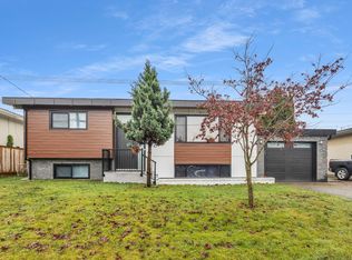 45122 Balmoral Ave, Chilliwack, BC V2R 3G8