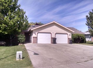 412 S 74th Ave, Yakima, WA