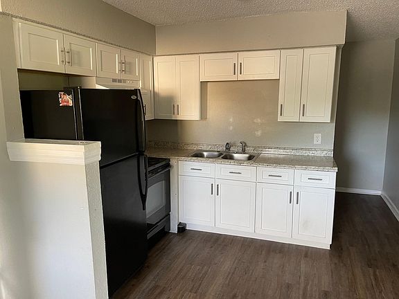 4th image of 2151 Granby St