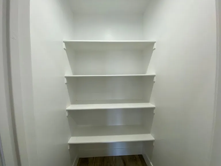 758 N 300 W — Photo 13