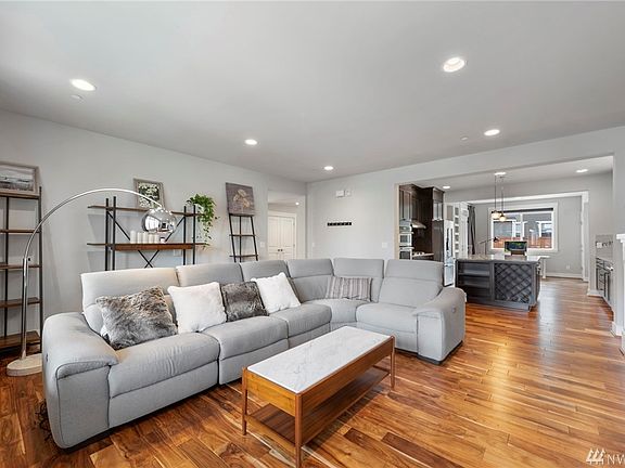 5th image of 11874 155th Ave NE