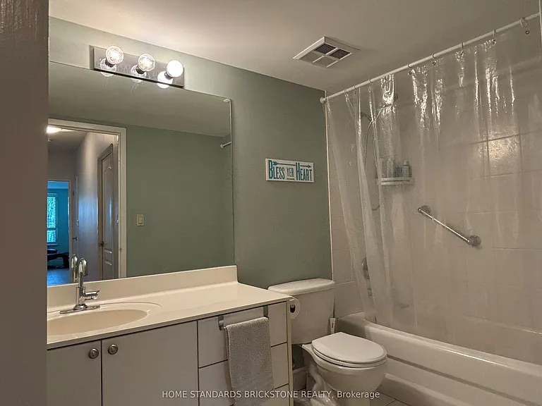 9 Greenbriar Rd #202 — Photo 7