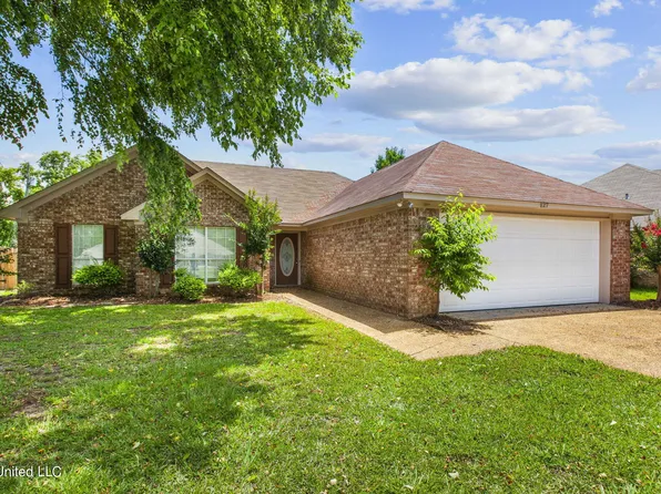 127 Holmar Dr, Brandon, MS 39047