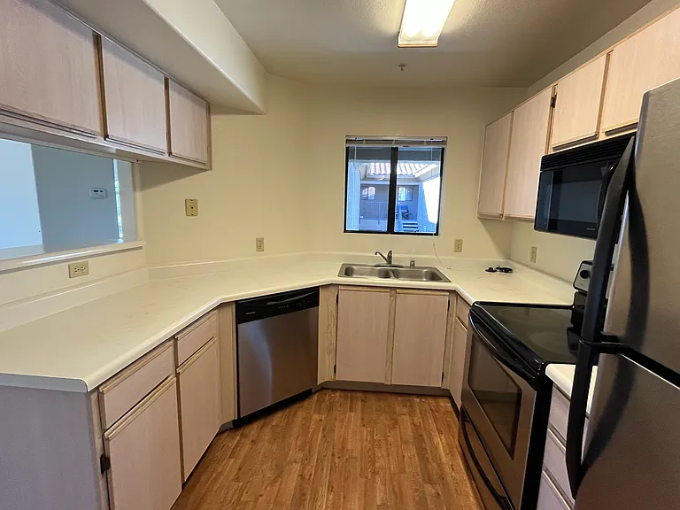 5751 N Kolb Rd #38204 — Photo 16