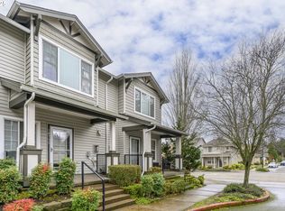 10795 NE Gateway Pl, Hillsboro, OR