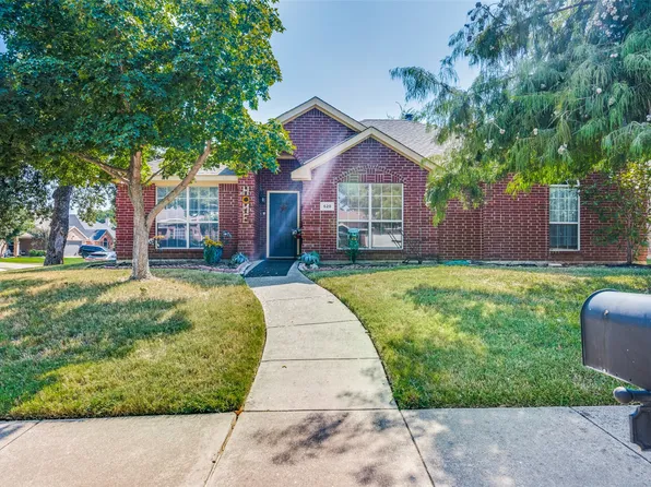 528 Oakbrook Dr, Burleson, TX 76028