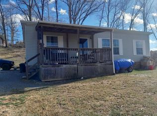 203 Mays Hollow Rd, Pembroke, VA 24136