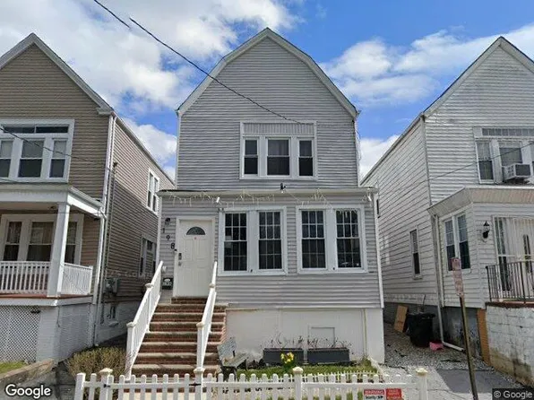 198 Maple Ave, Irvington, NJ 07111