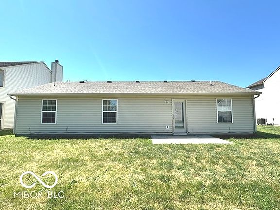 3rd image of 11370 Shady Hollow Ln