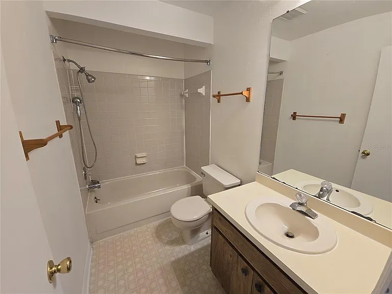 16535 Brigadoon Dr — Photo 9