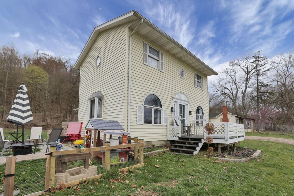 Real estate listing image