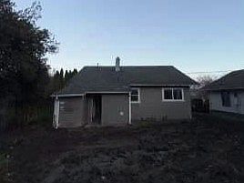 2nd image of 641 Rose Ave