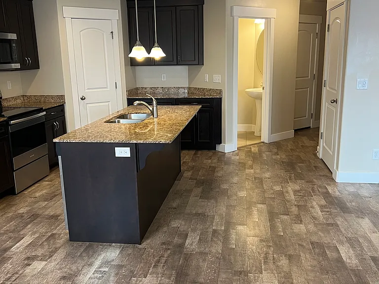 50 N 2050 W — Photo 2