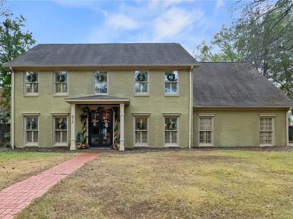 813 Belle Meade Dr, Tuscaloosa, AL 35406