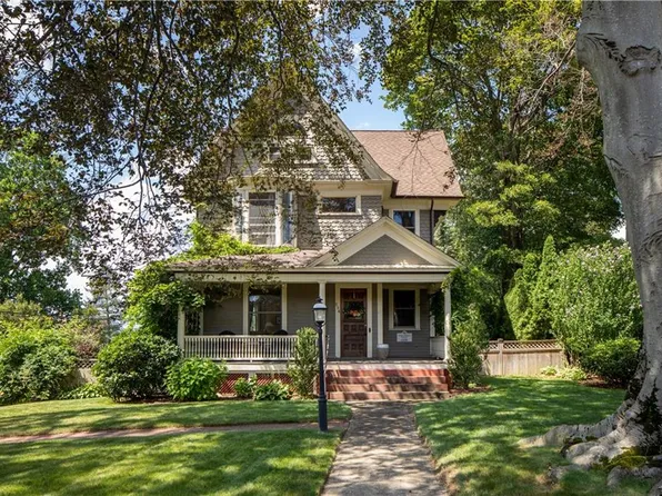 534 Fruit Hill Ave, North Providence, RI 02911