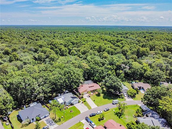 2nd image of 23927 Forest View Dr