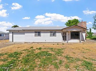 230 Sherry Ave, Naches, WA 98937