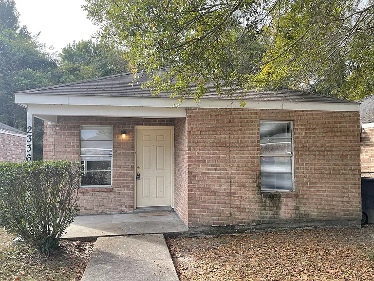 2336 Elm Park Dr — Photo 15