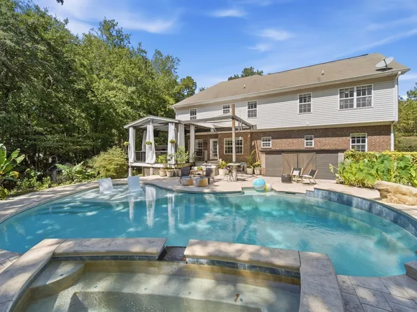 718 Sparrow Hawk Ct, Blythewood, SC 29016