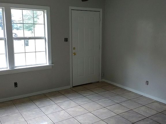 4th image of 5622 Virginia Ave