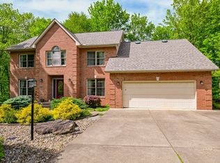7245 Edgewood Ln, Athens, OH 45701