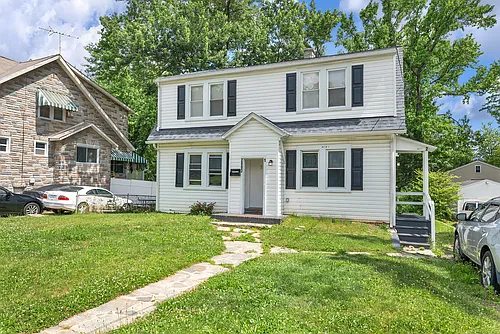 2802 Berwick Ave Photo 1
