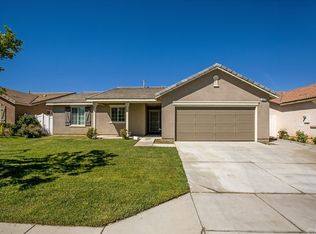 3014 Blue Cascade Dr, Perris, CA 92571