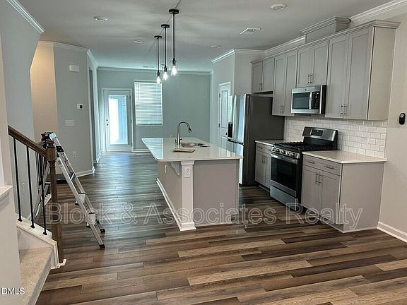 2nd image of 608 Gimari Dr