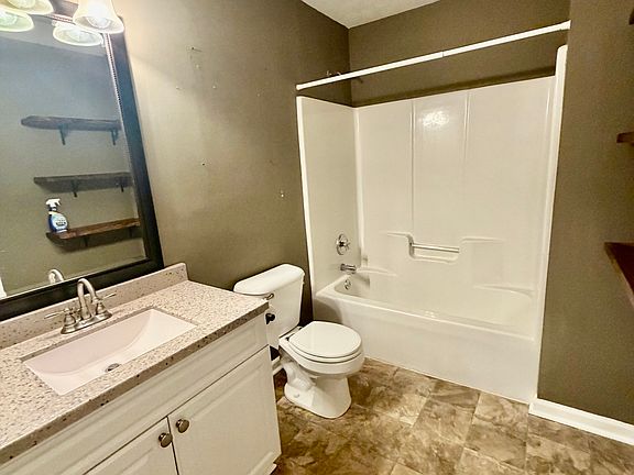 5th image of 86 John Lovelace Rd