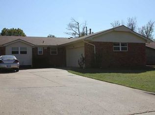 1200 Sunvalley Dr, Midwest City, OK 73110