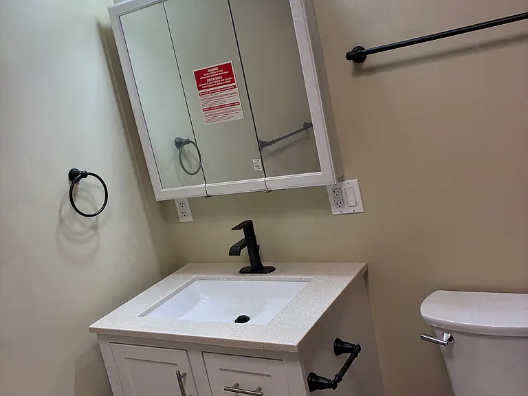 255 McKnight St — Photo 17