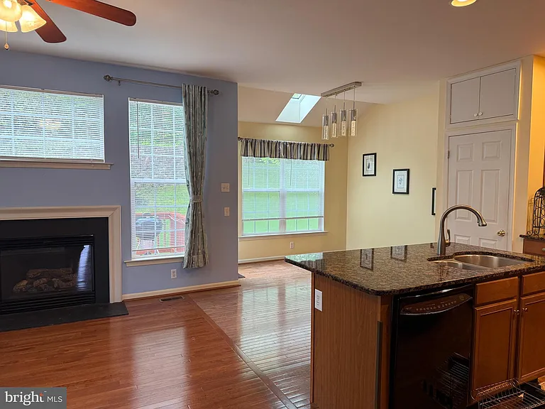 116 Fringetree Dr — Photo 4