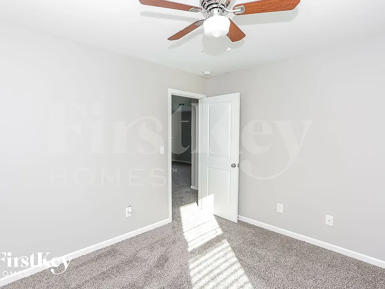 1013 Alder Ridge Ln — Photo 11