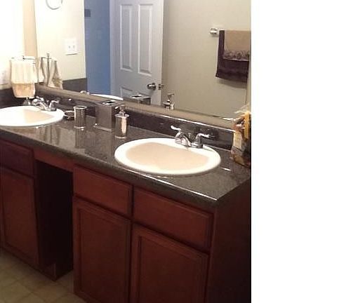 4th image of 4922 Tyne Dr