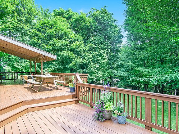 3rd image of 5924 N Orchard Ln