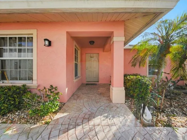 4438 Pine Lake RD, BONITA SPRINGS, FL 34134