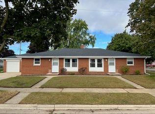 440 Wayfarer Way, Green Bay, WI 54302