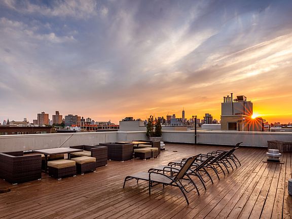 2nd image of 156 Hope St APT 6E