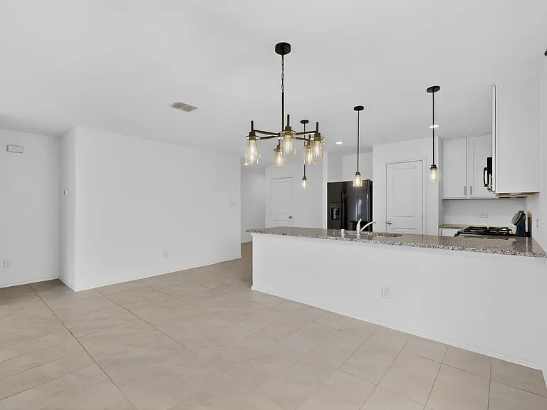 1430 Everett Gardens Way — Photo 11