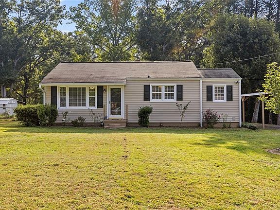 2nd image of 149 Oak Forest Dr
