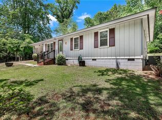 225 Meadowlark Dr, Walhalla, SC 29691