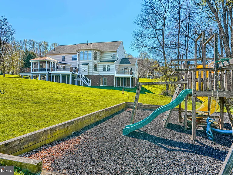 1319 Martin Meadows Dr — Photo 124