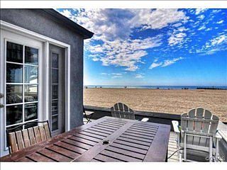 4th image of 3108 W Oceanfront
