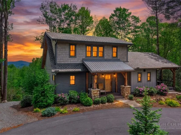 226 Springwinds Drive, Banner Elk, NC 28604