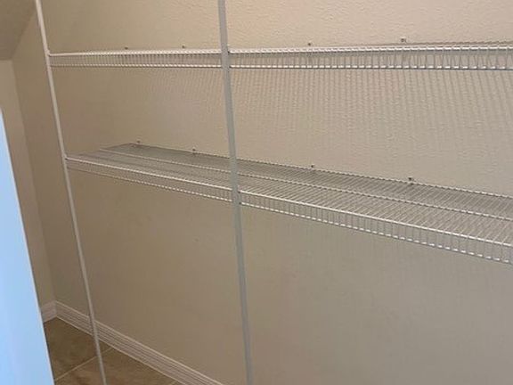 4th image of 1582 Dalehurst Ln