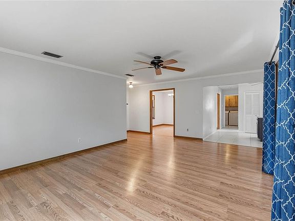 5th image of 2084 APRICOT DRIVE